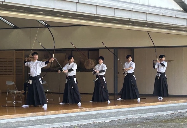 立ち